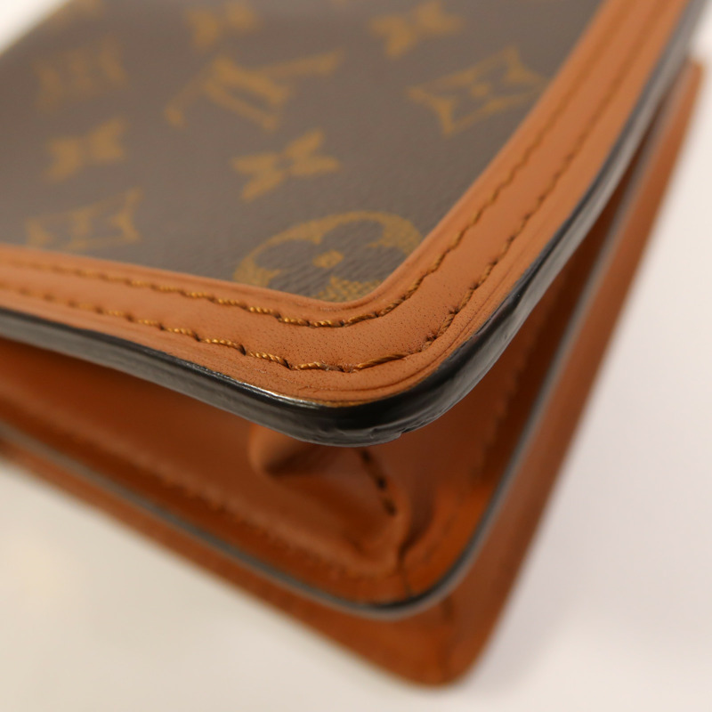 LOUIS VUITTON Monogram Reverse Mini Dauphine金扣肩背袋-12