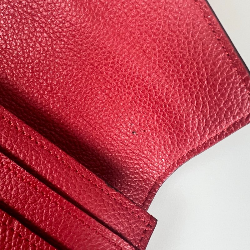 LV M60302 紅金扣牛皮壓紋長夾-7