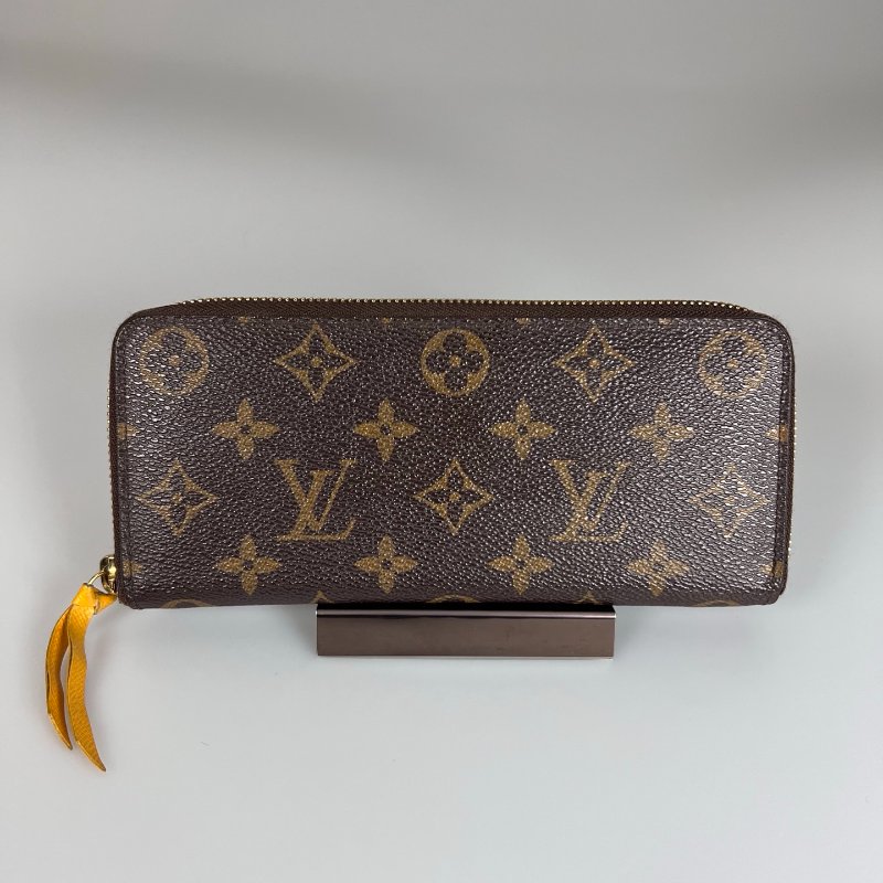 LV M60744 老花拼黃ㄇ拉長夾-0