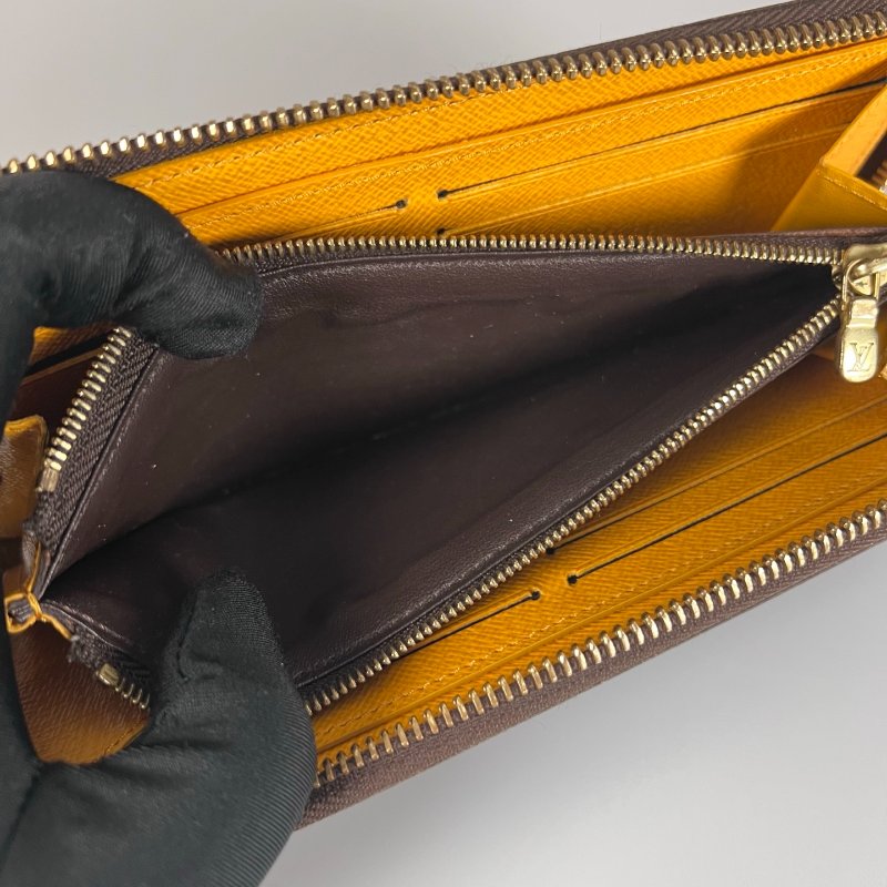 LV M60744 老花拼黃ㄇ拉長夾-7