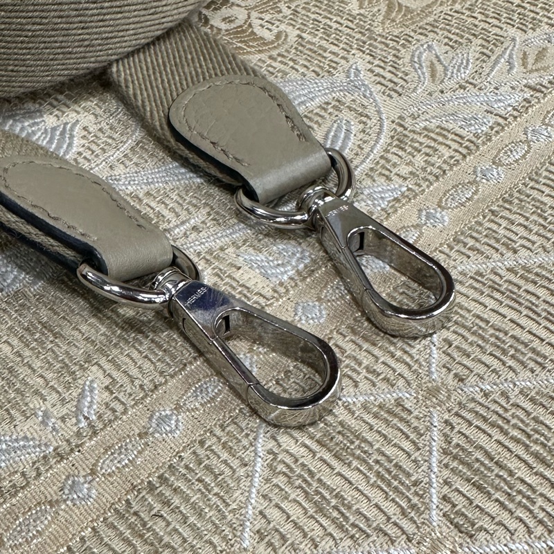 Hermes 8Q馬爾法米色Beige Marfa Clemence皮銀釦Mini Evelyne16Amazone斜背包 H069426-10