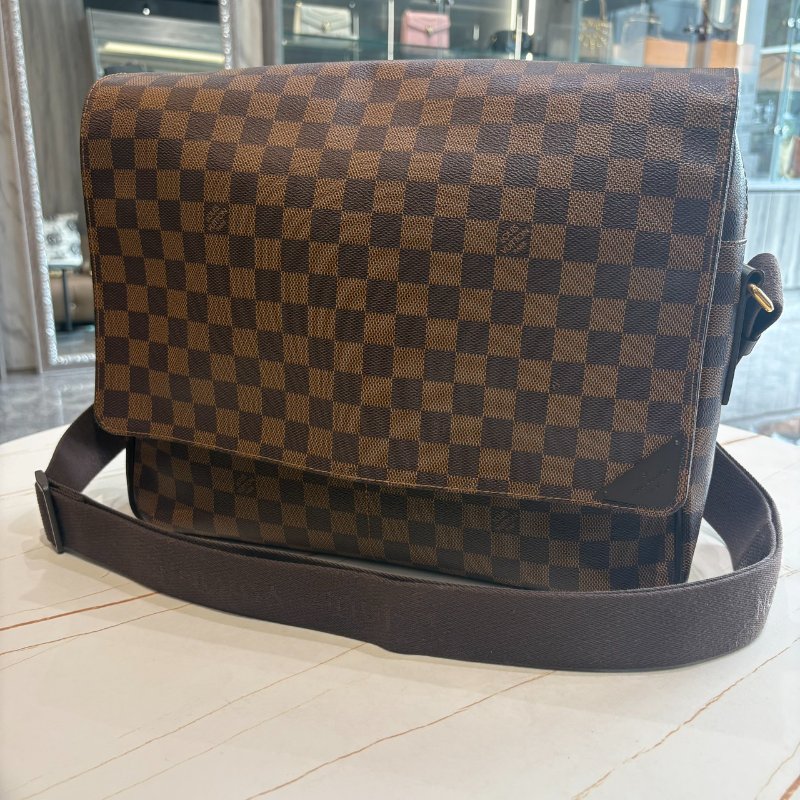 *SHIHNA名牌精品* LV N41149 棋盤格 郵差斜肩包-0