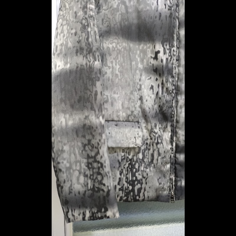 Prada 灰白點點尼龍外套-3