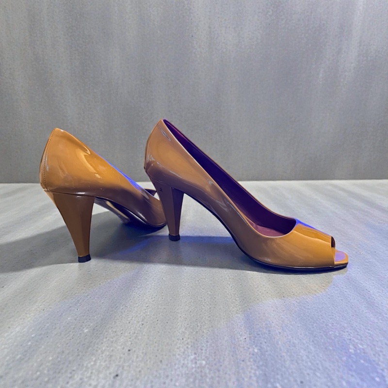 🍒 【Miu Miu】專櫃正品 經典焦糖裸色漆皮魚口粗跟鞋溫潤氣質、復古摩登 size:38/2F260131-1-2