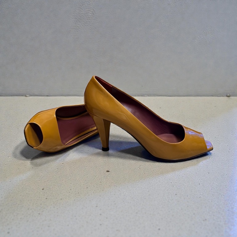 🍒 【Miu Miu】專櫃正品 經典焦糖裸色漆皮魚口粗跟鞋溫潤氣質、復古摩登 size:38/2F260131-1-3