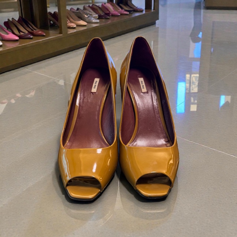 🍒 【Miu Miu】專櫃正品 經典焦糖裸色漆皮魚口粗跟鞋溫潤氣質、復古摩登 size:38/2F260131-1-7