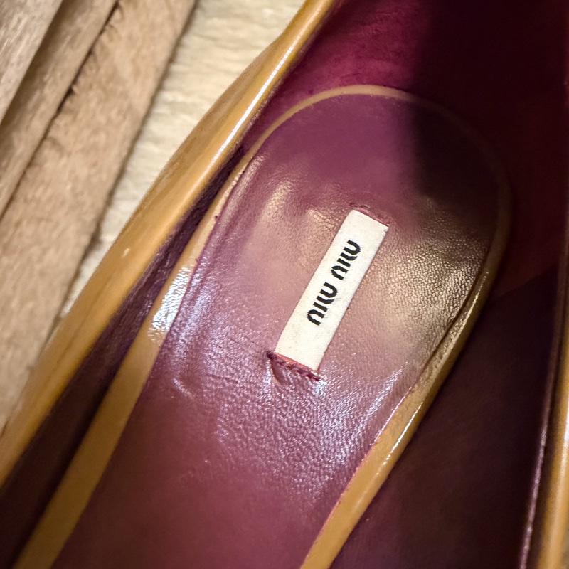 🍒 【Miu Miu】專櫃正品 經典焦糖裸色漆皮魚口粗跟鞋溫潤氣質、復古摩登 size:38/2F260131-1-14