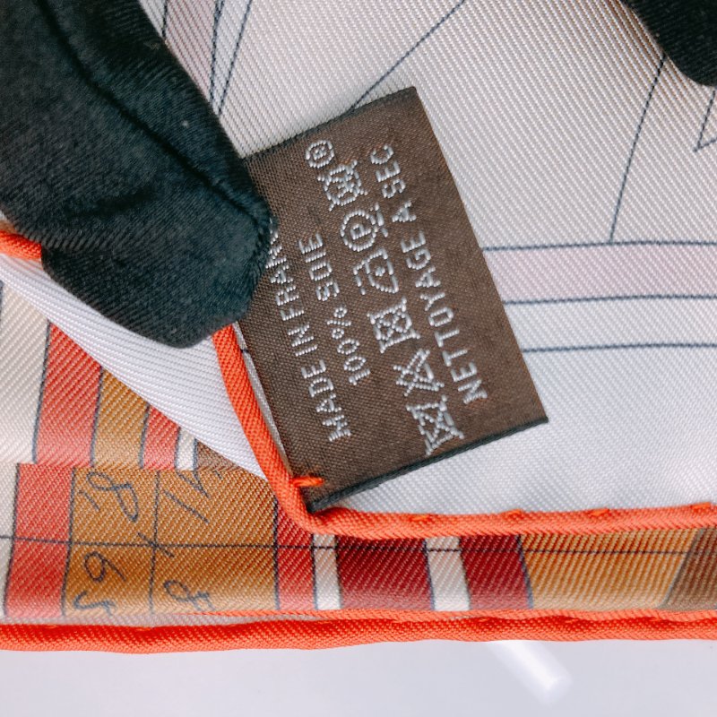 MS0542 Hermes 愛馬仕 絲巾 披肩 方巾 馬車 馬具 棕色 Petit Duc Double Face Scarf 90 x 90cm Noisette / Rouge / Bordeaux-9