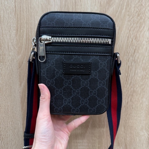 Gucci 黑灰PVC黑牛皮mini日字斜背包