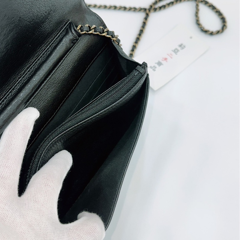 莉亞精品♡ Chanel A82398 季節限量款woc 二手-16