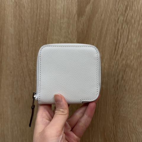 Hermes 白Evercolor牛皮銀釦Silk in絲巾零錢包H087087