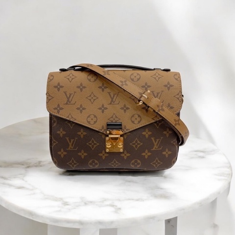 莉亞精品♡ LV M41465 拼色郵差包 二手