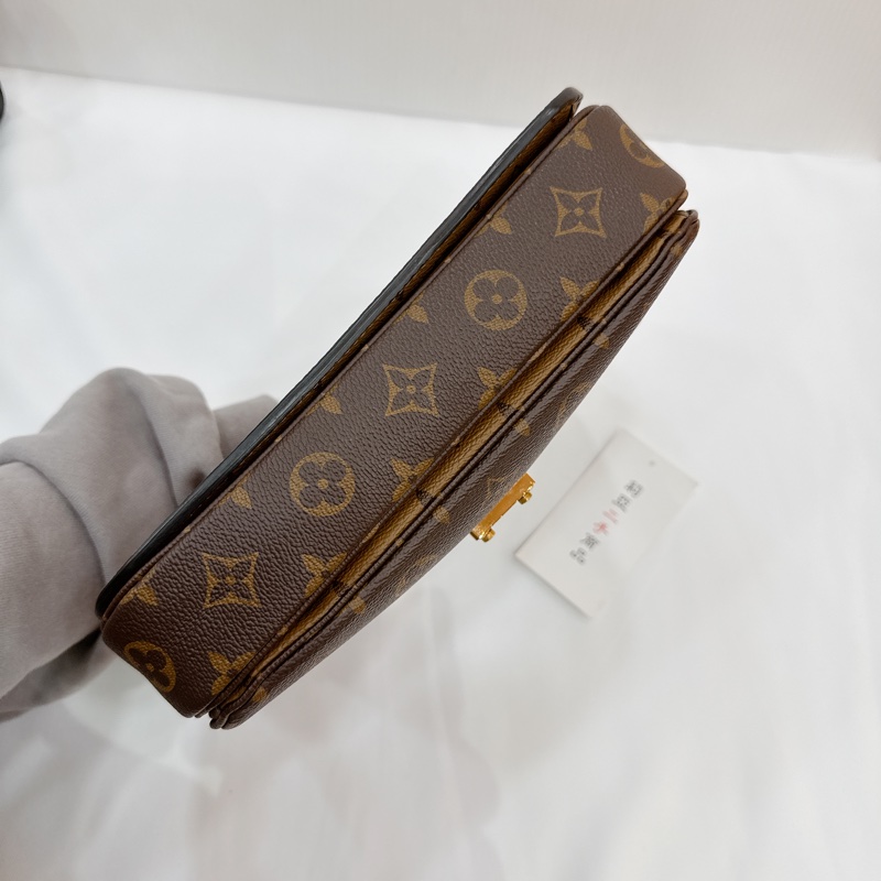 莉亞精品♡ LV M41465 拼色郵差包 二手-5