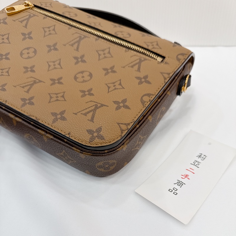 莉亞精品♡ LV M41465 拼色郵差包 二手-11