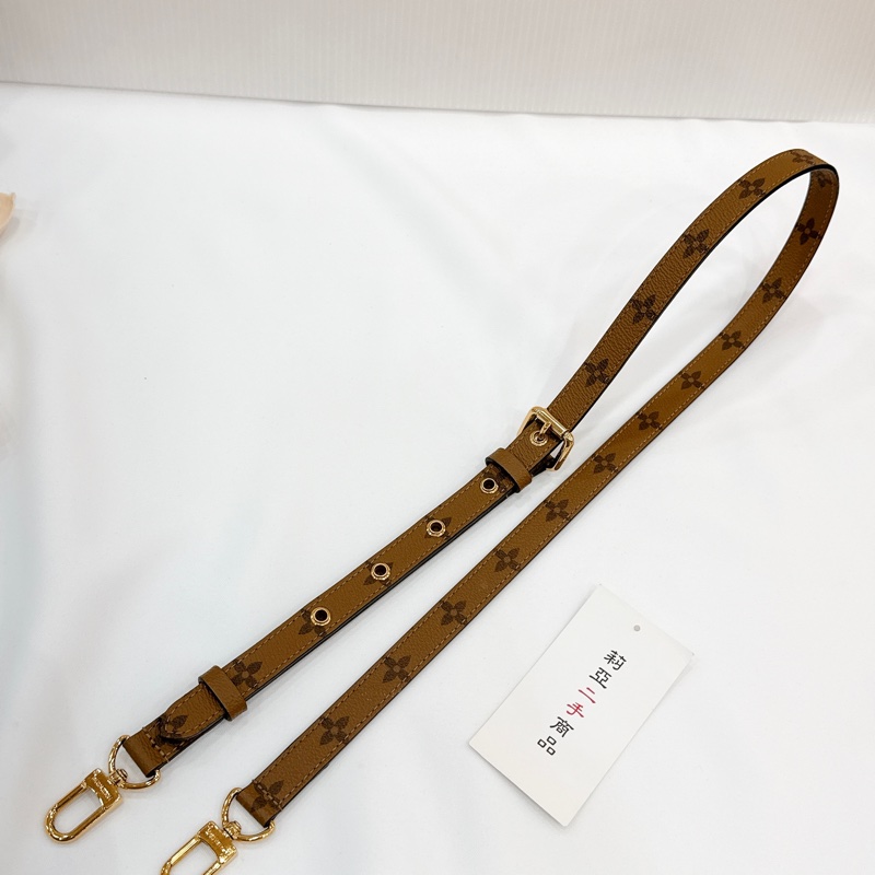 莉亞精品♡ LV M41465 拼色郵差包 二手-18