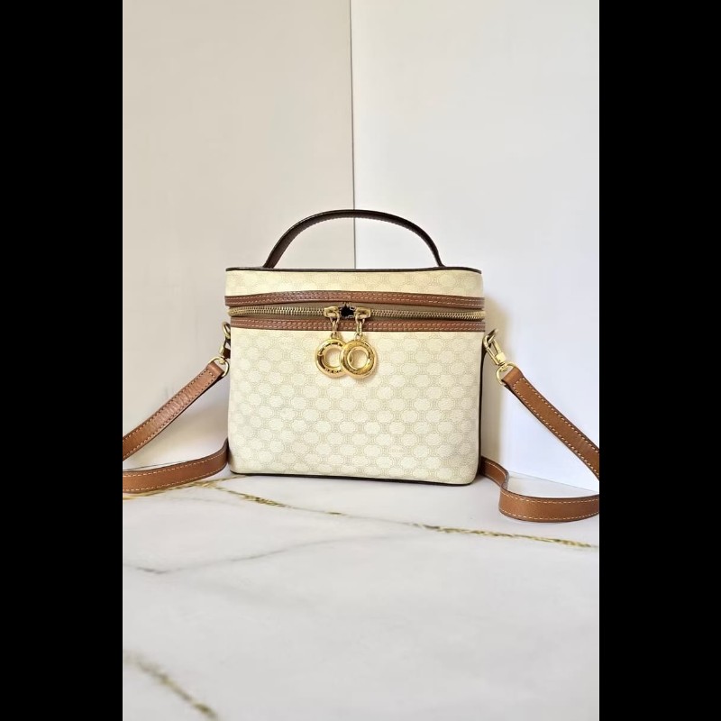 絕版古董包 Celine白色老花甜甜圈盒子包 斜背包 側背包 單肩包-0