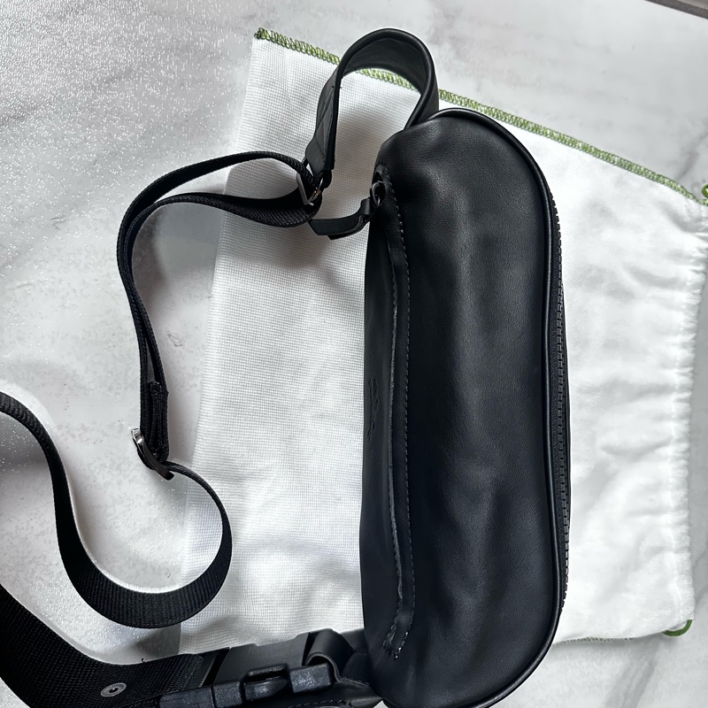 LONGCHAMP 精品小牛皮側背包-7