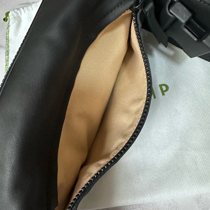 LONGCHAMP 精品小牛皮側背包-8