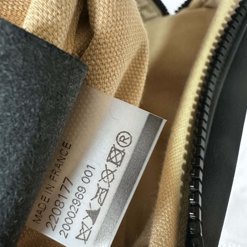 LONGCHAMP 精品小牛皮側背包-16