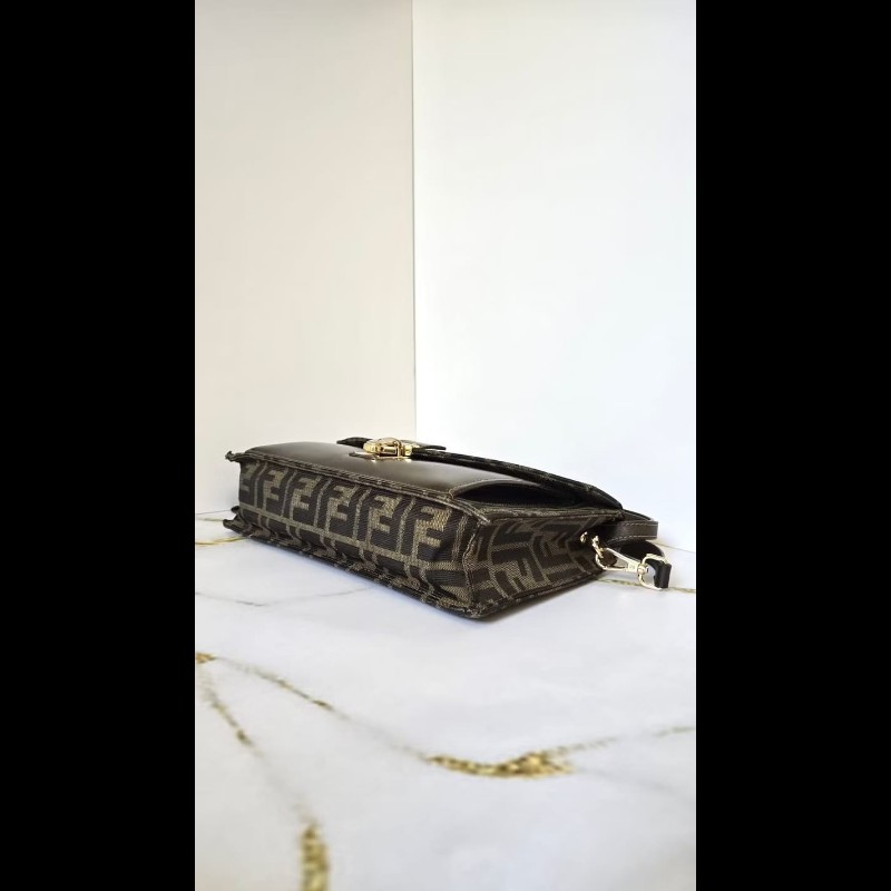 絕版古董包 中古二手包 Fendi 黑咖啡色老花信封風琴包 斜背包 側背包 單肩包-4
