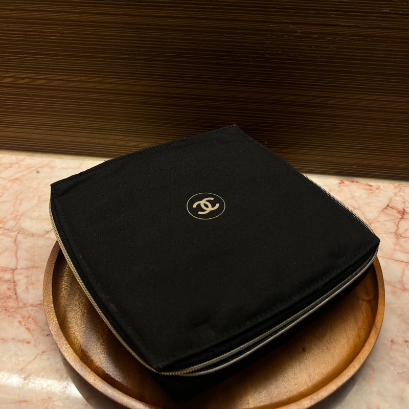 CHANEL 香奈兒Sublimage系列化妝包-0