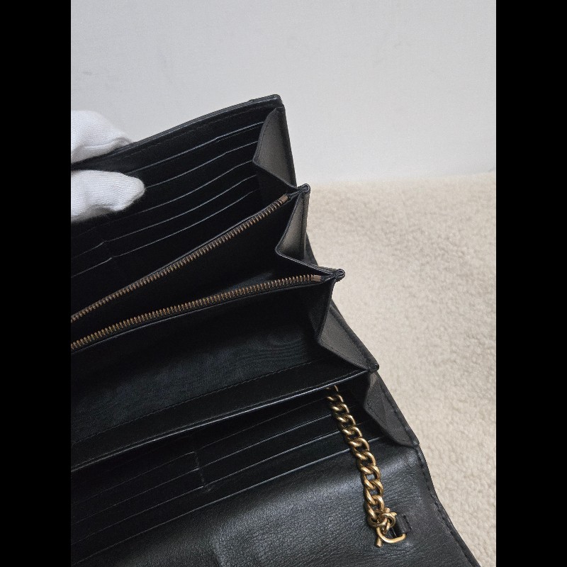 Gucci GG Marmont 黑金 WOC 鏈帶包 經典山形紋-29