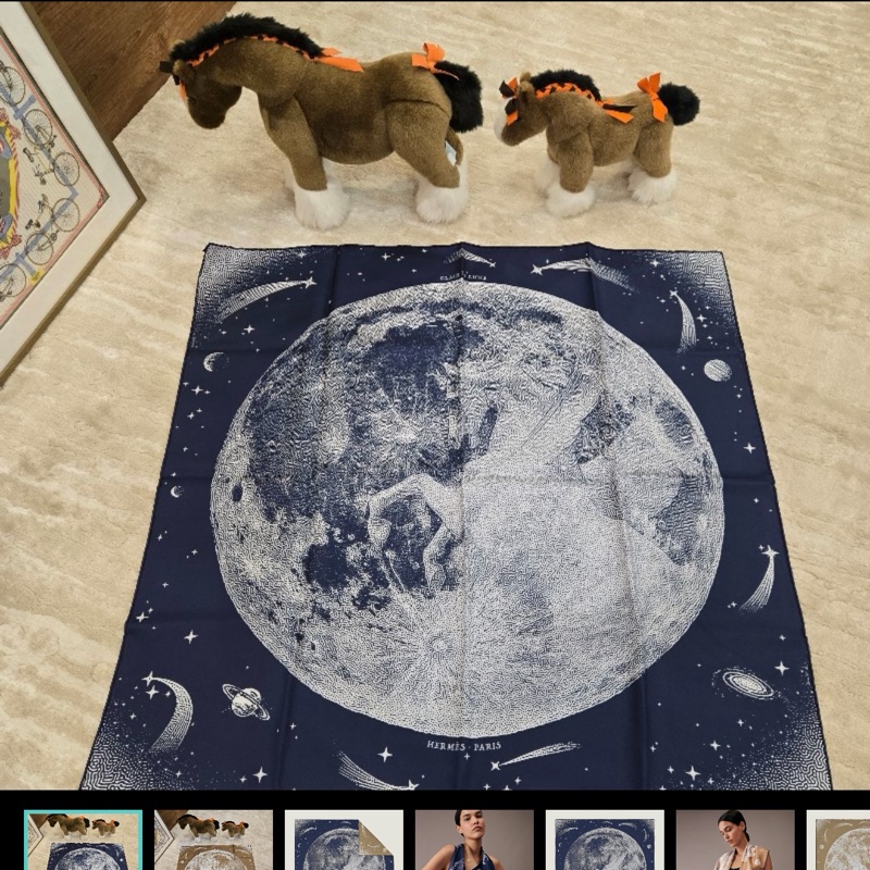 全新 HERMÈS 愛馬仕 Clair de Lune "月光飛馬" 90雙面方巾-4