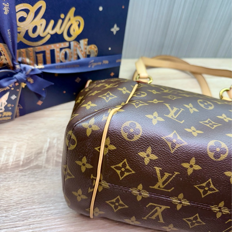 LV M41016 TOTALLY PM 小款兩側口袋拉鍊天心包肩背包-14