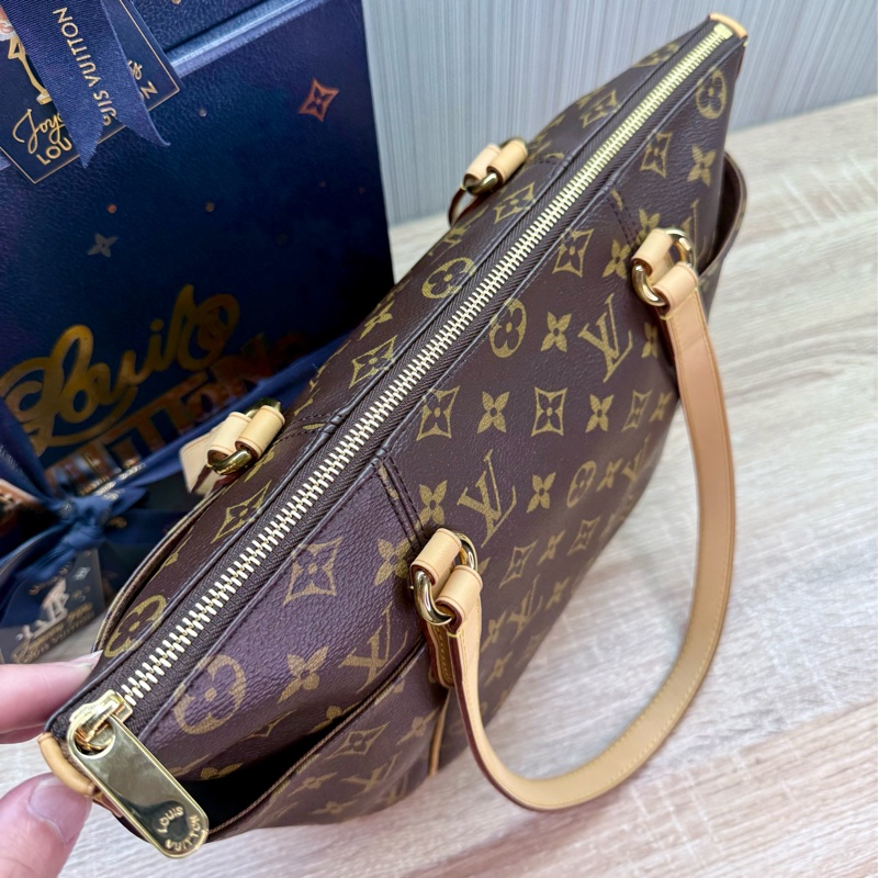 LV M41016 TOTALLY PM 小款兩側口袋拉鍊天心包肩背包-21