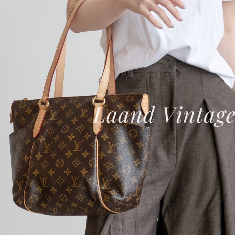 LV M41016 TOTALLY PM 小款兩側口袋拉鍊天心包肩背包-31