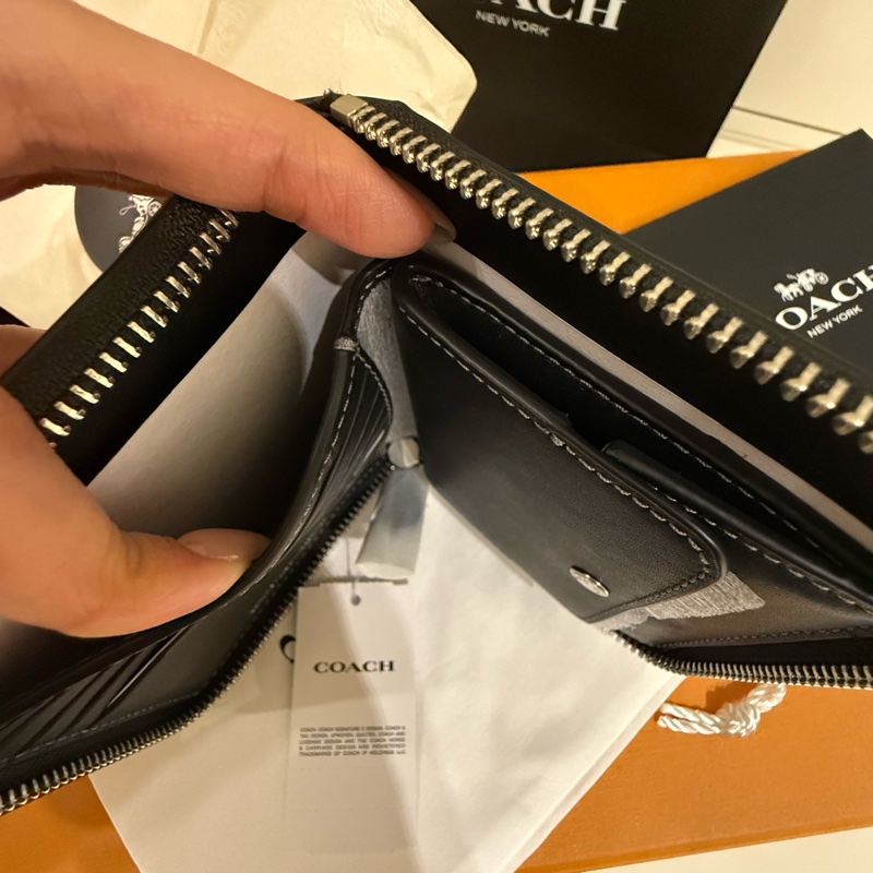 台灣專櫃全新品-Coach 短夾-中性-14