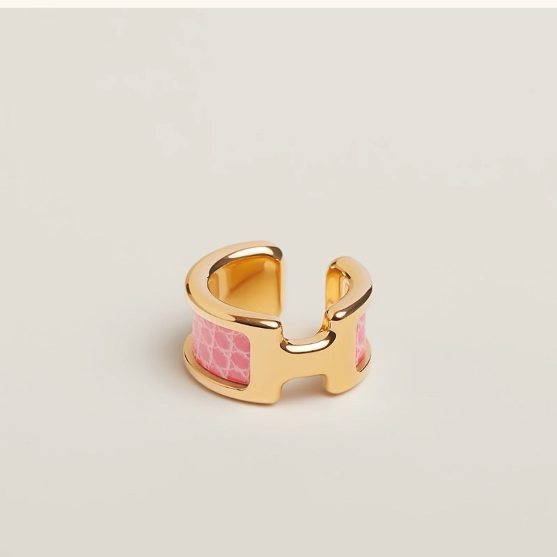 現貨商品 近新閒置品 台灣購證 Hermes 蜥蜴皮粉色金釦耳骨夾-2