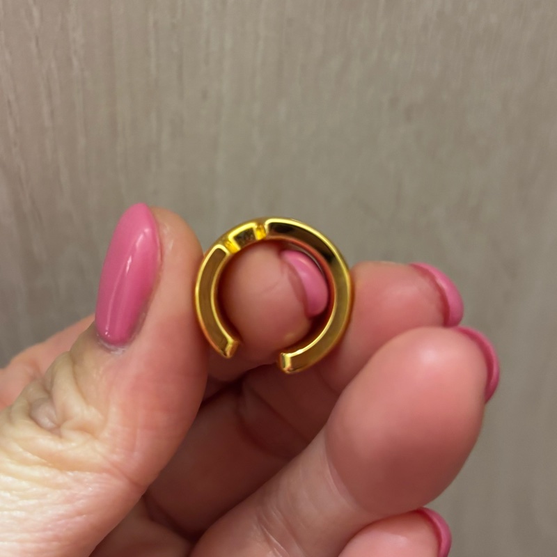 現貨商品 近新閒置品 台灣購證 Hermes 蜥蜴皮粉色金釦耳骨夾-7