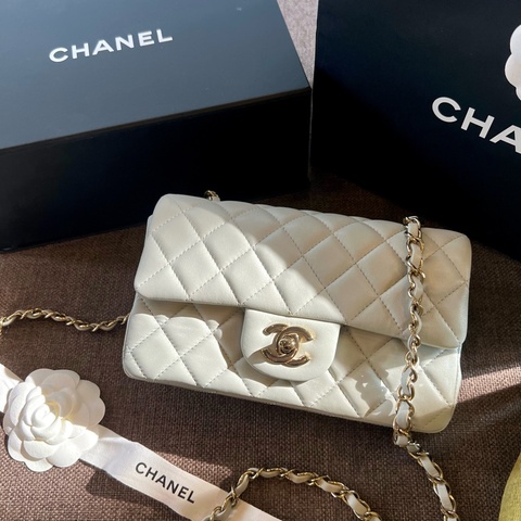 📢二手近全新 每個女孩一定要入坑投資的小香🩶Chanel香奈兒 高級灰金釦CF20 新式芯片款 正品