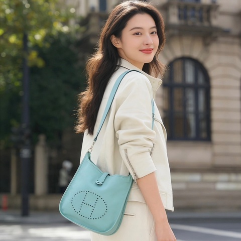HERMES湖水綠銀扣33肩背斜背包33*30*10 98新配件塵袋
