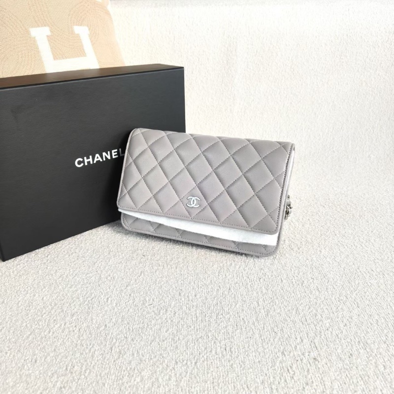 Chanel woc發財包淺灰色銀扣羊皮19*12*4 全新閒置盒子購證塵袋-4