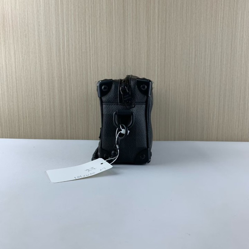 LV  Soft Trunk 馬賽克黑盒子包 芯片款18.5*13 98新配件塵袋-5