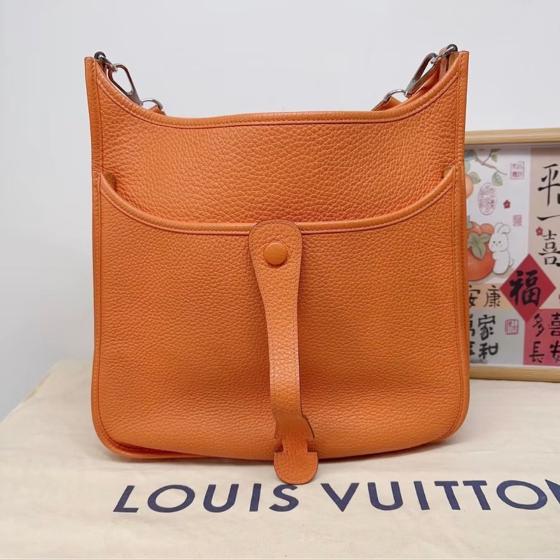 愛馬仕/Hermes Evelyne 伊芙琳 尺寸29 框N 愛馬仕橙 銀扣 底長29-1