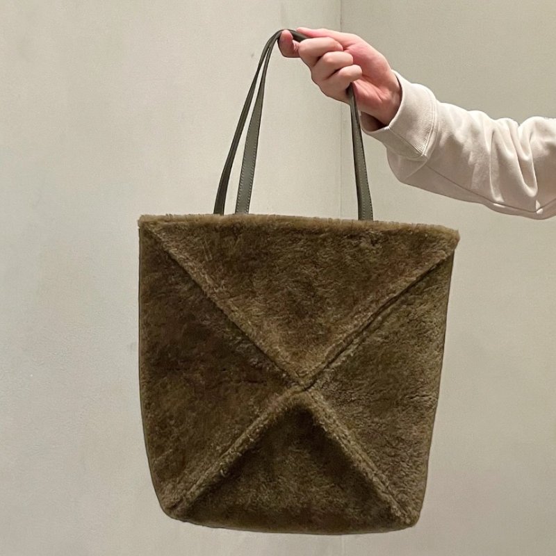 🎊新年特賣🧧Loewe Puzzle Fold 羊毛拼接可折疊托特包 橄欖綠-7