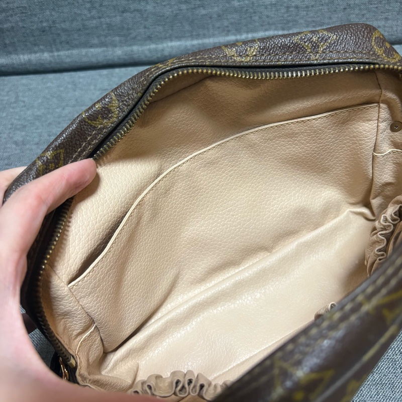 LV 老花相機包 斜挎包 23cm-13