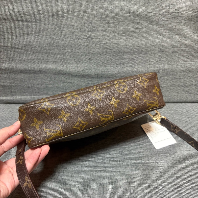 LV 老花相機包 斜挎包 23cm-4