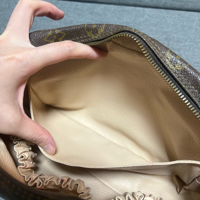 LV 老花相機包 斜挎包 23cm-14