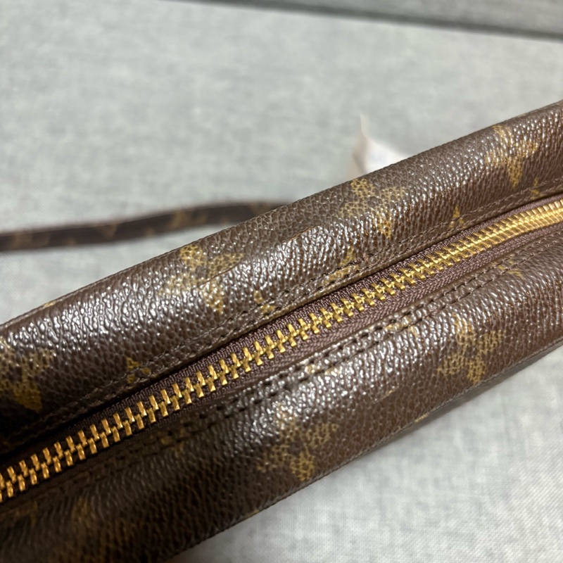 LV 老花相機包 斜挎包 23cm-10