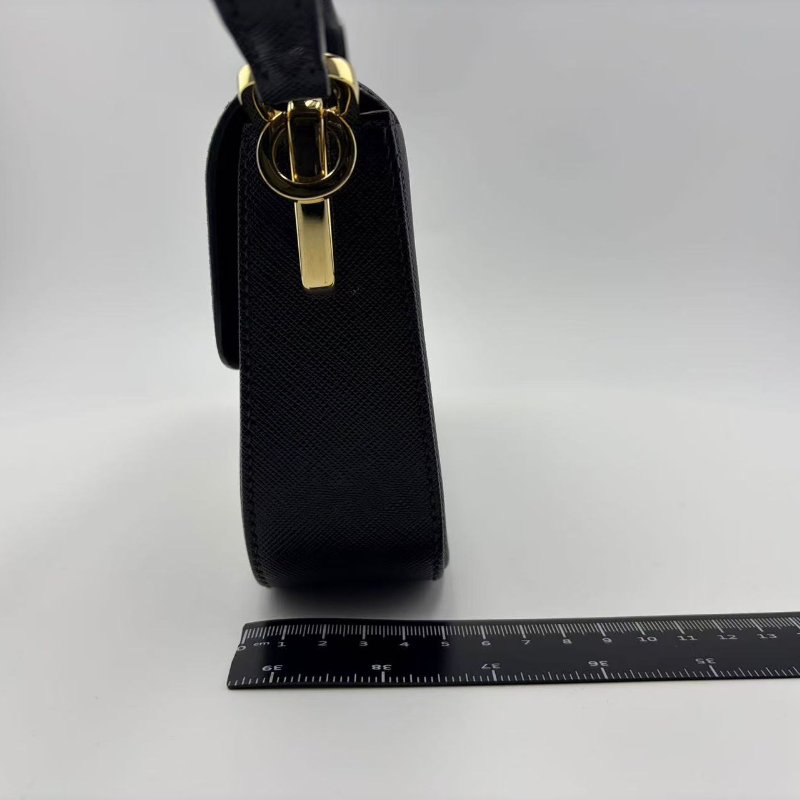普拉達 Saffiano 皮革單肩包-2
