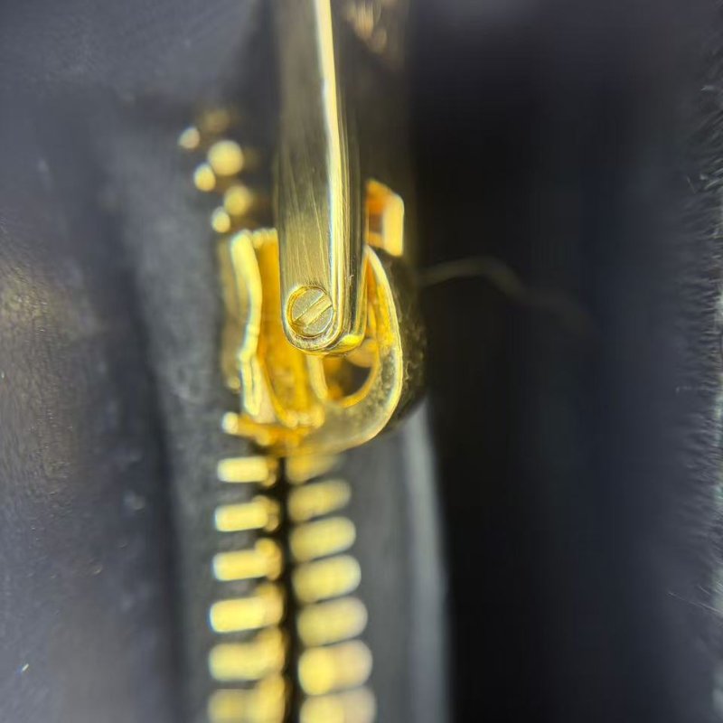 普拉達 Saffiano 皮革單肩包-35