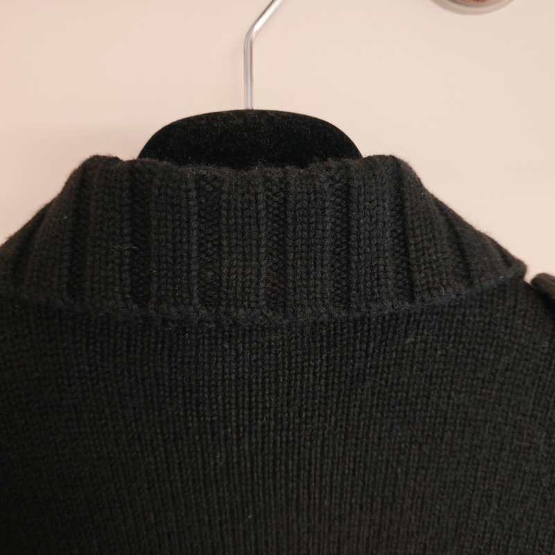 Burberry 黑色羊毛外套-6