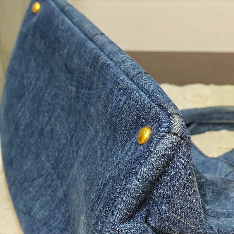 Prada 牛仔沙灘托特包-14