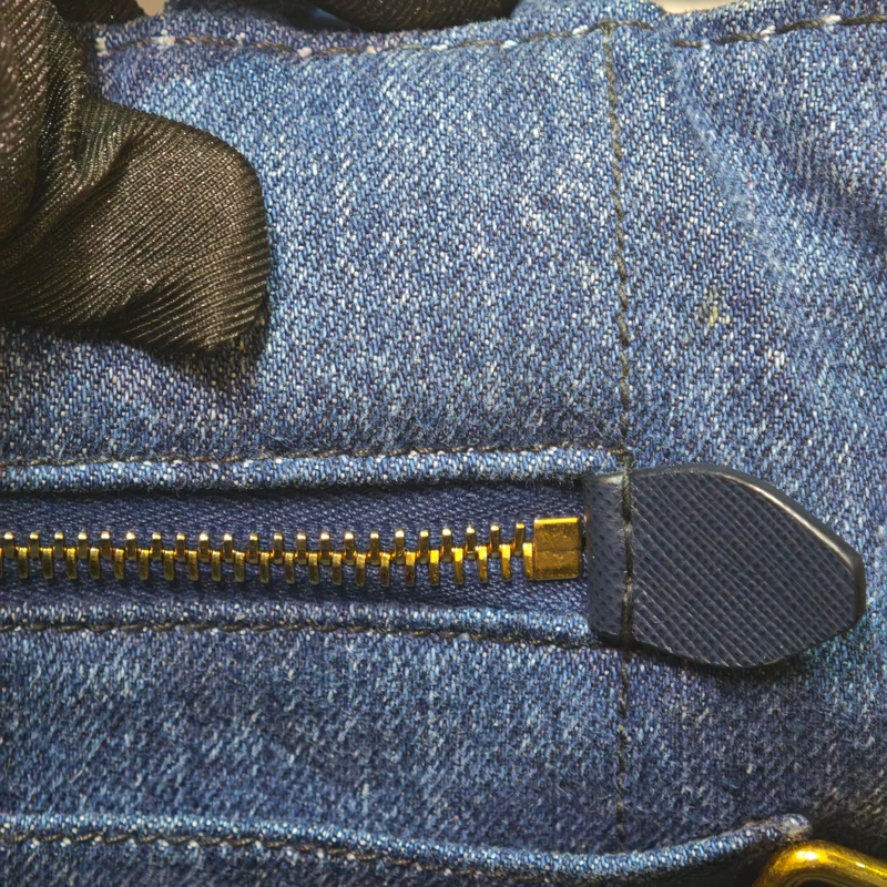 Prada 牛仔沙灘托特包-25