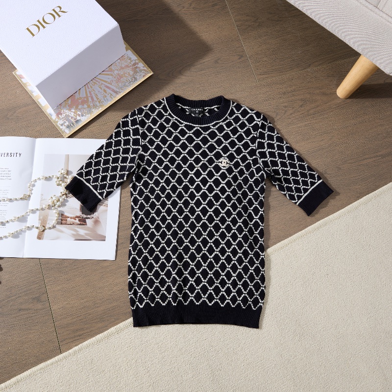 ❤️CHANEL 春夏針織衫 精緻Logo裝飾-0