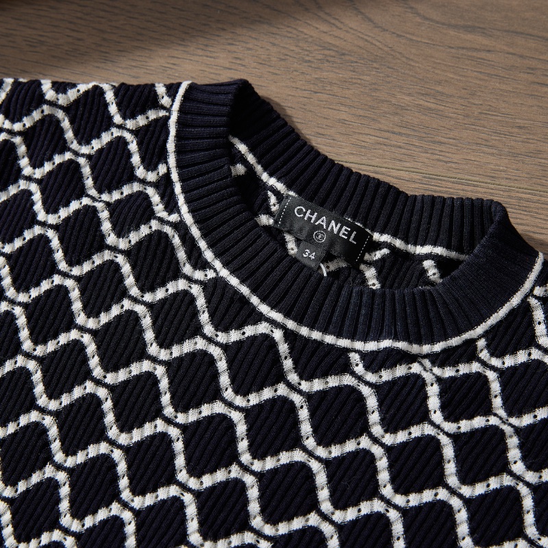 ❤️CHANEL 春夏針織衫 精緻Logo裝飾-3
